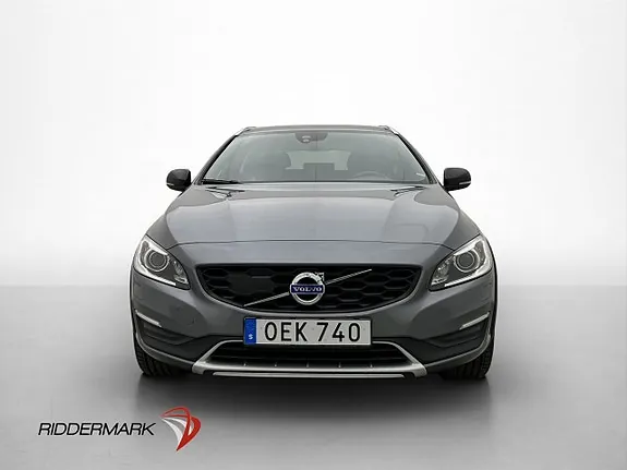 Volvo V60 Cross Country 2017 photo 2