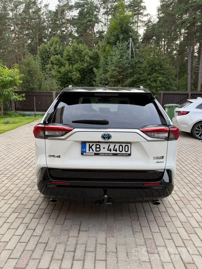 Toyota Rav4 2022 photo 4