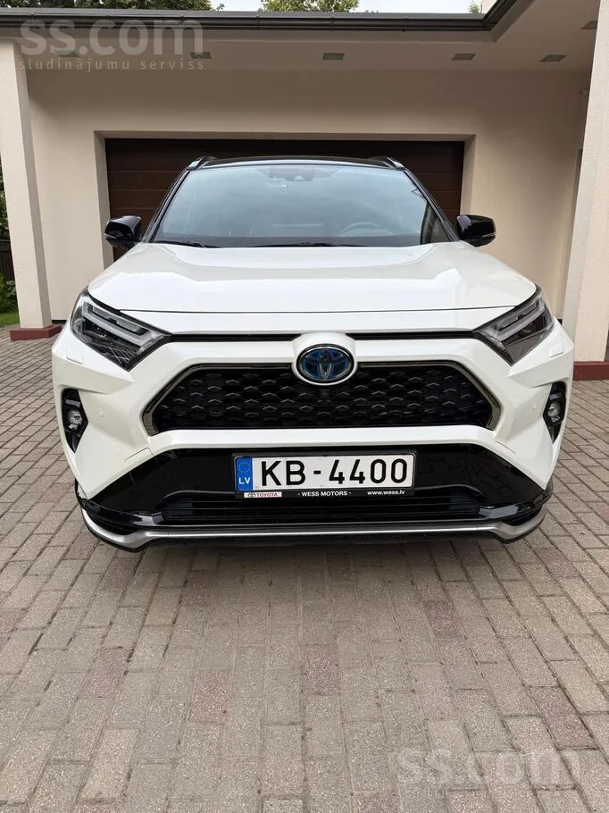 Toyota Rav4 2022 photo 2