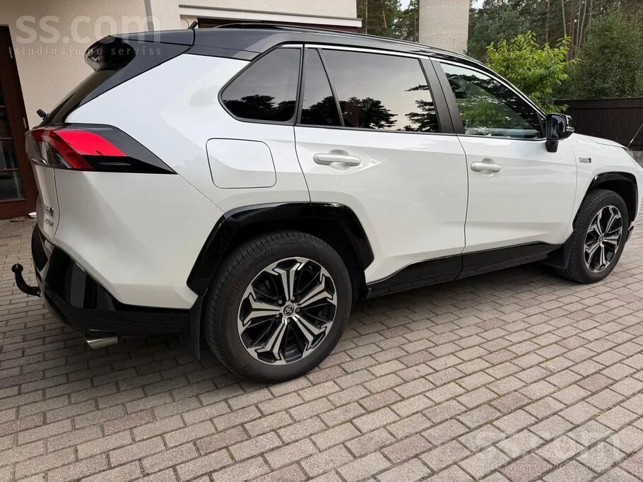 Toyota Rav4 2022 photo 3