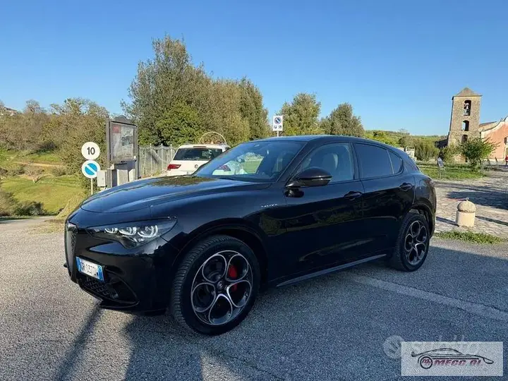 Alfa Romeo Stelvio 2023 photo 2