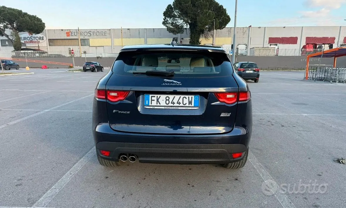 Jaguar F-Pace 2017 photo 3