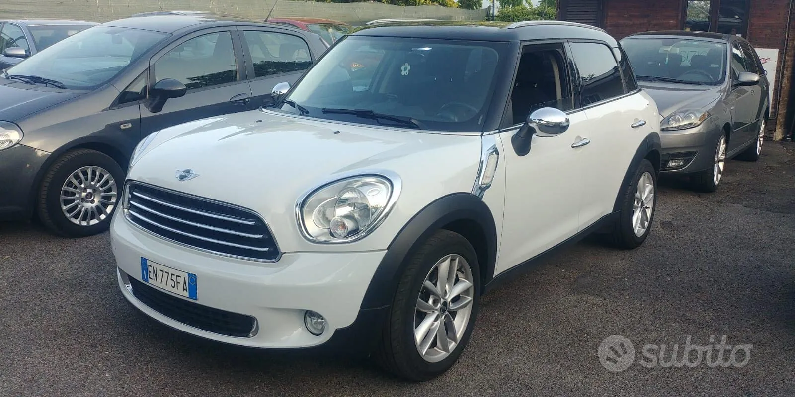 Mini Countryman 2012 photo 2