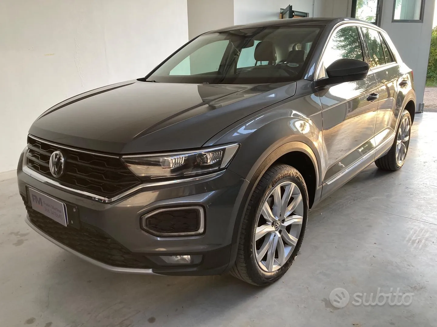 Volkswagen T-Roc 2018 photo 2