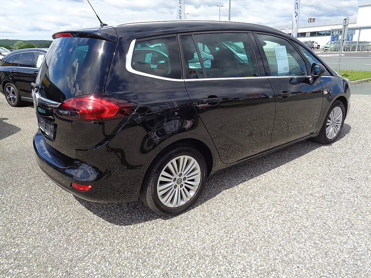 Opel Zafira 2017 photo 3