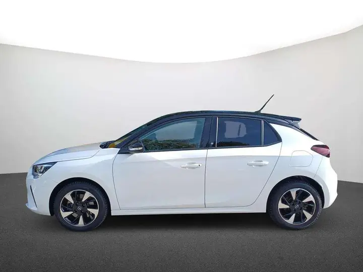 Opel Corsa 2023 photo 4