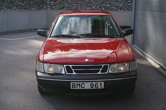 Saab 900 1997 photo 3
