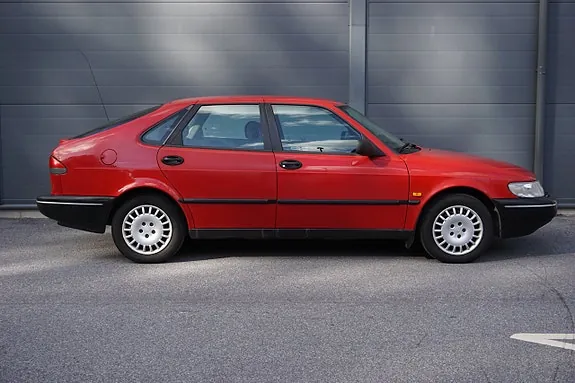 Saab 900 1997 photo 4