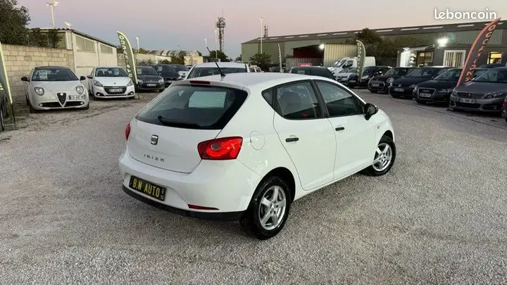 Seat Ibiza 2012 photo 4