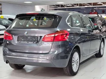BMW 2 Series 2018 photo 2