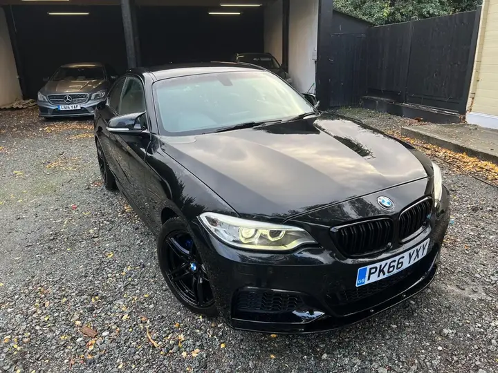 BMW 2 Series 2016 photo 2