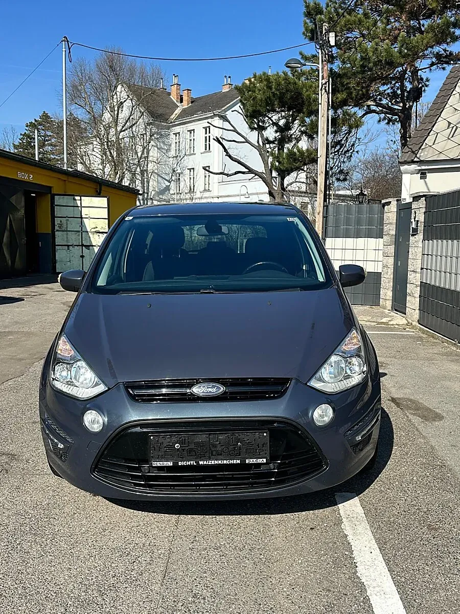 Ford S-Max 2014 photo 2