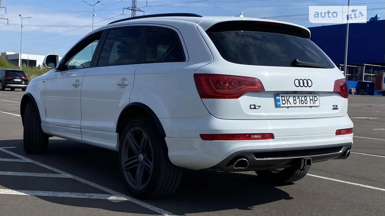 Audi Q7 2015 photo 5