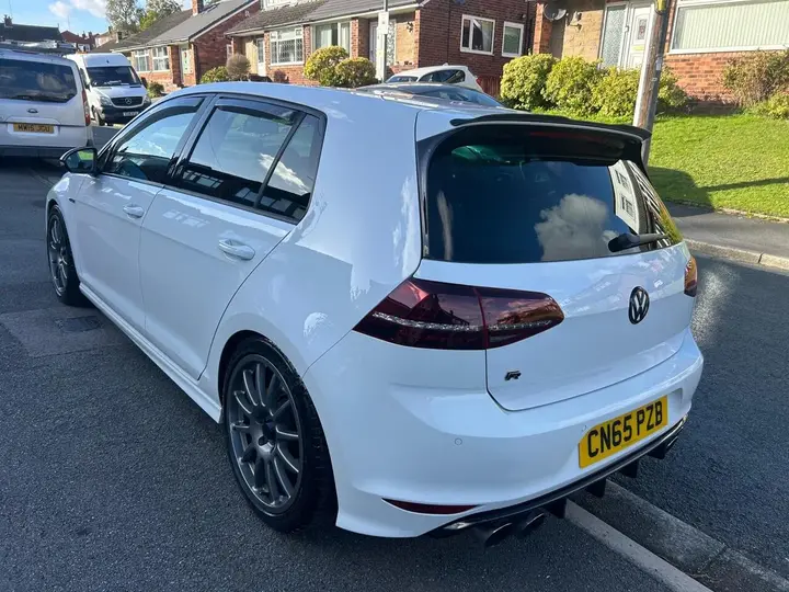 Volkswagen Golf 2015 photo 3