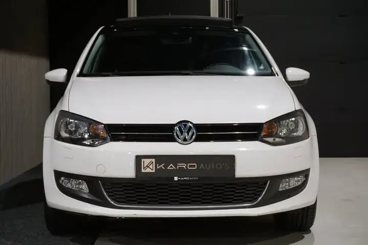 Volkswagen Polo 2013 photo 2