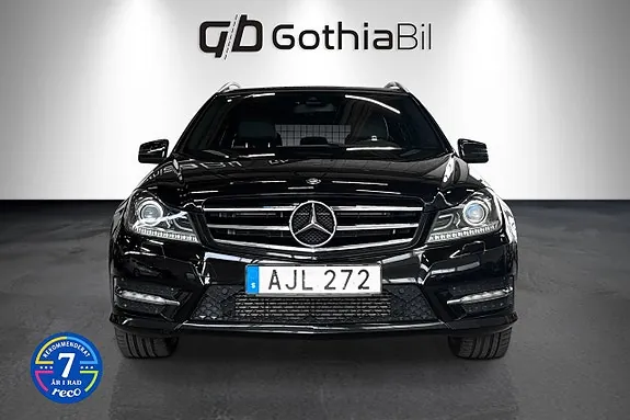 Mercedes-Benz C180 2014 photo 2
