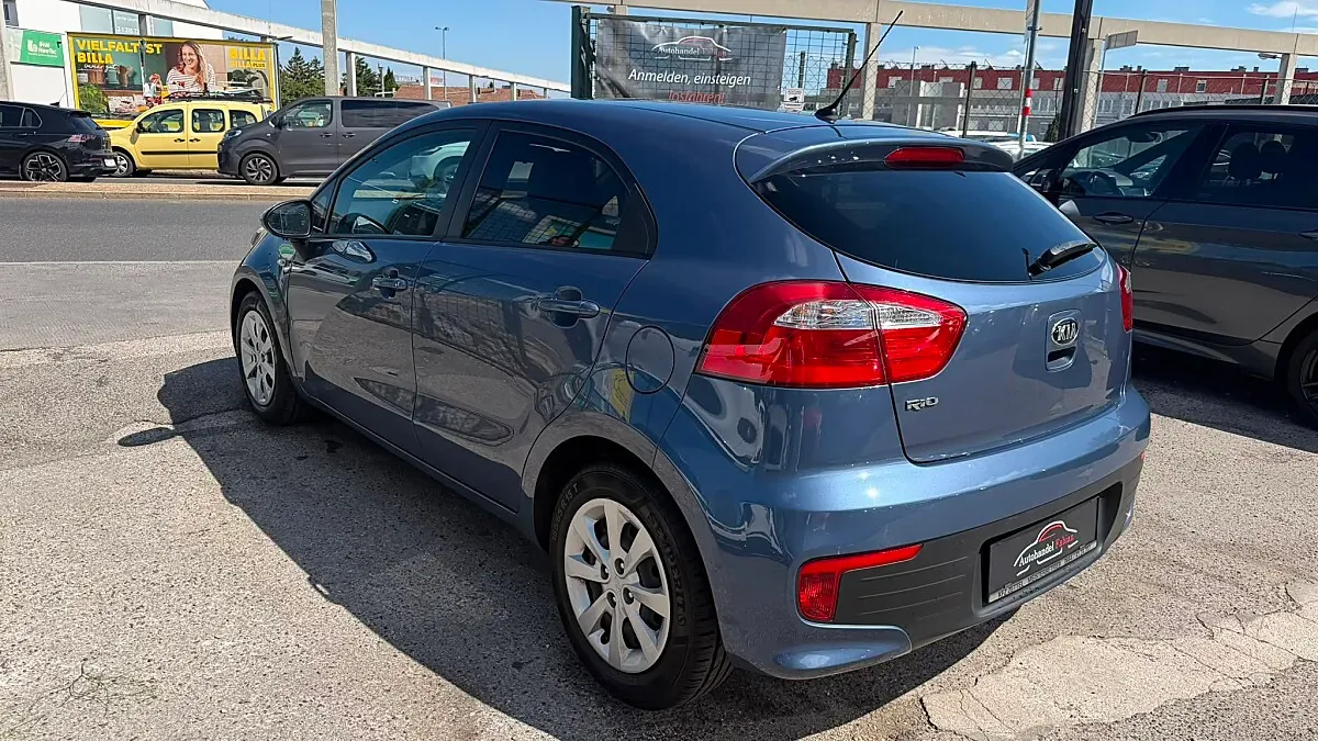 Kia Rio 2016 photo 3