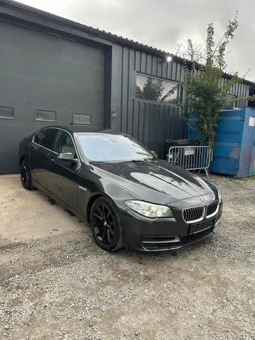 BMW Série 5 2015 photo 2