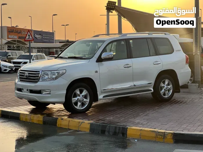 Toyota Land Cruiser 2011 photo 5