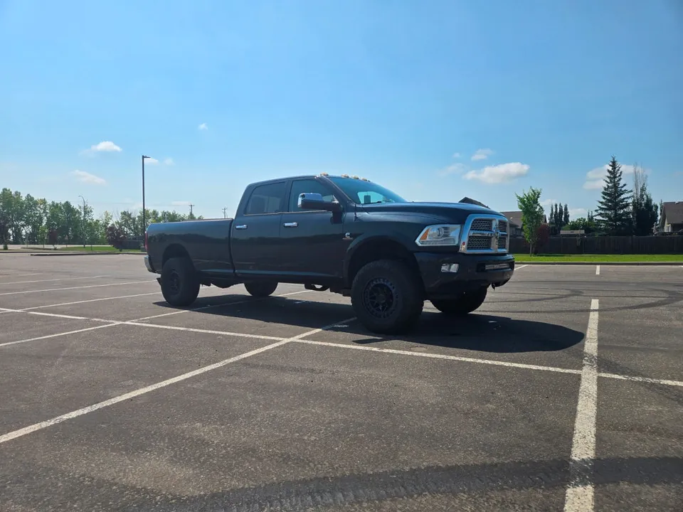 Ram 3500 Laramie 2013 photo 5