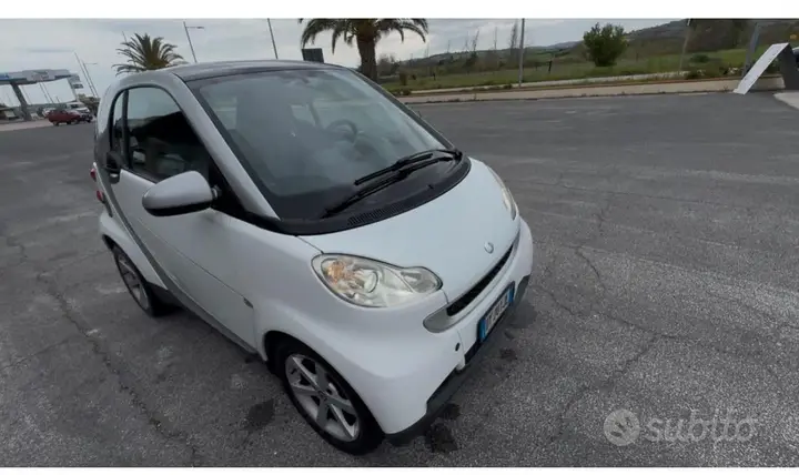Smart Fortwo 2009 photo 2