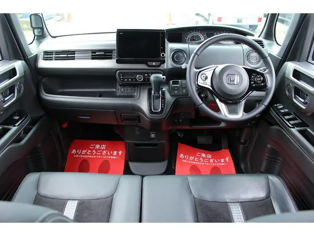 Honda N-Box Custom 2022 photo 2