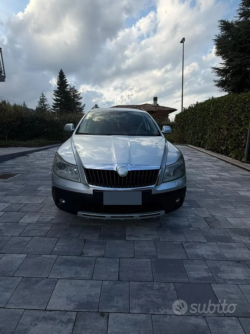 Skoda Octavia 2010 photo 3