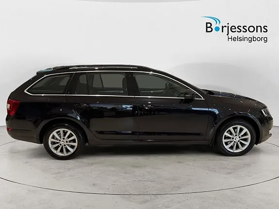 Skoda Octavia 2014 photo 2