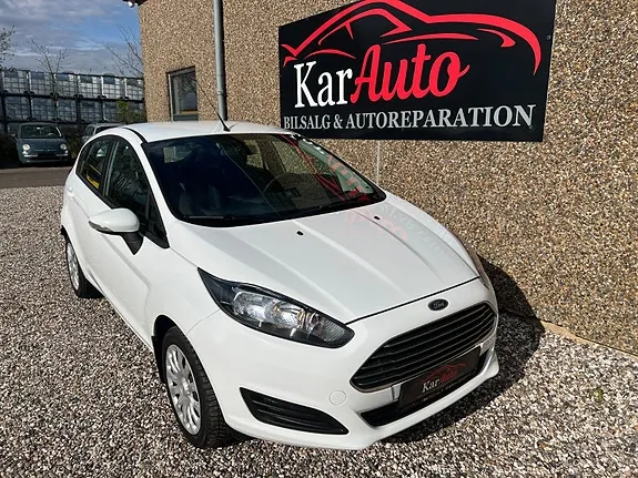 Ford Fiesta 2014 photo 2