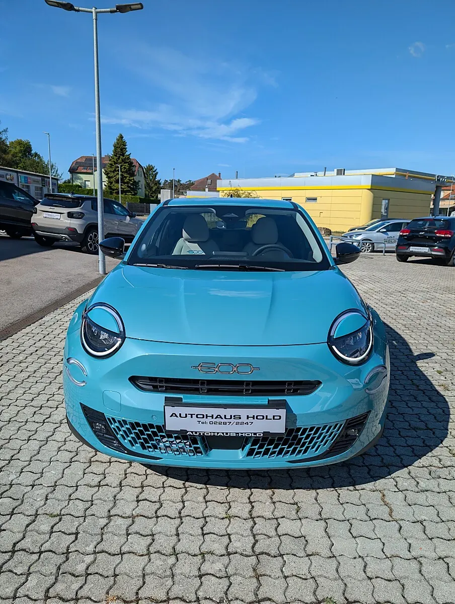 Fiat 600 photo 2
