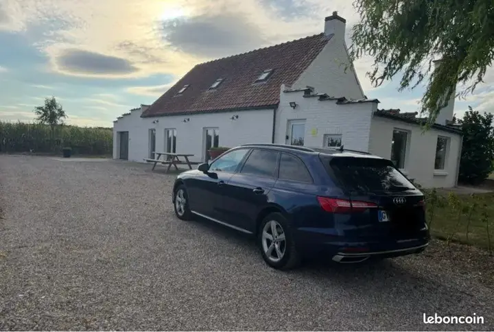 Audi A4 2020 photo 2