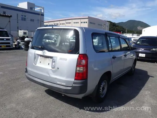 Toyota Succeed Van 2003 photo 4