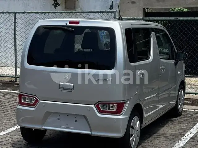 Suzuki Wagon R Fx 2025 photo 3
