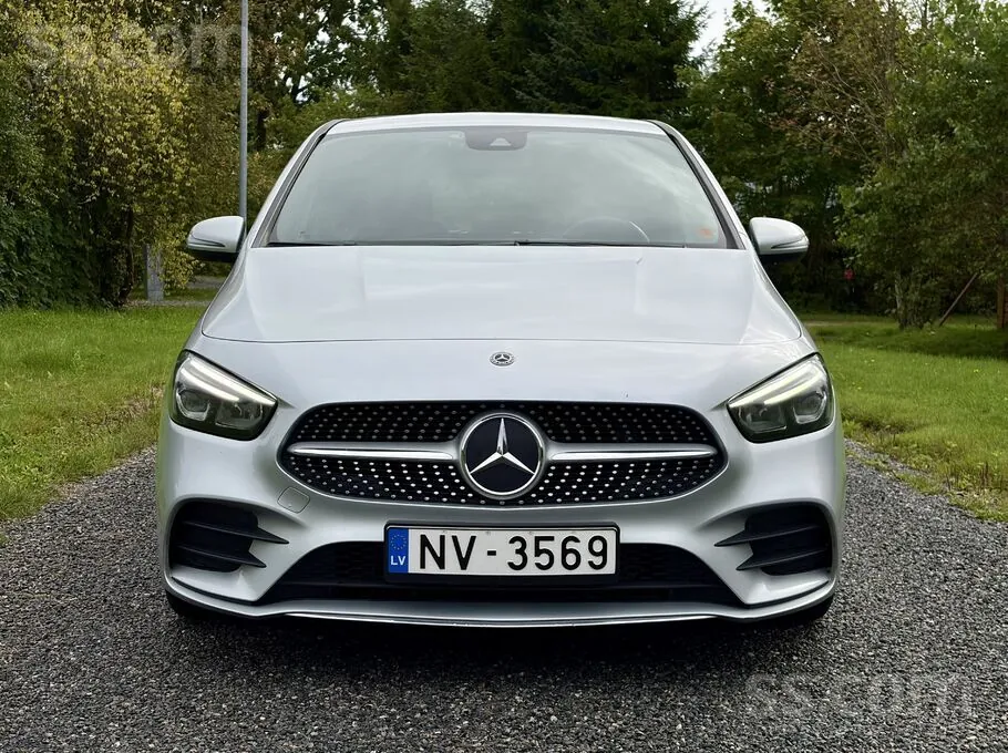 Mercedes-Benz B180 2020 photo 3