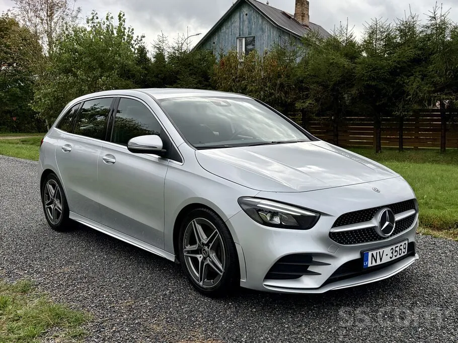 Mercedes-Benz B180