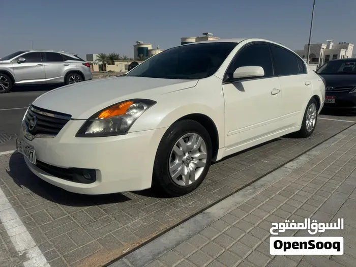 Nissan Tiida 2007 photo 4