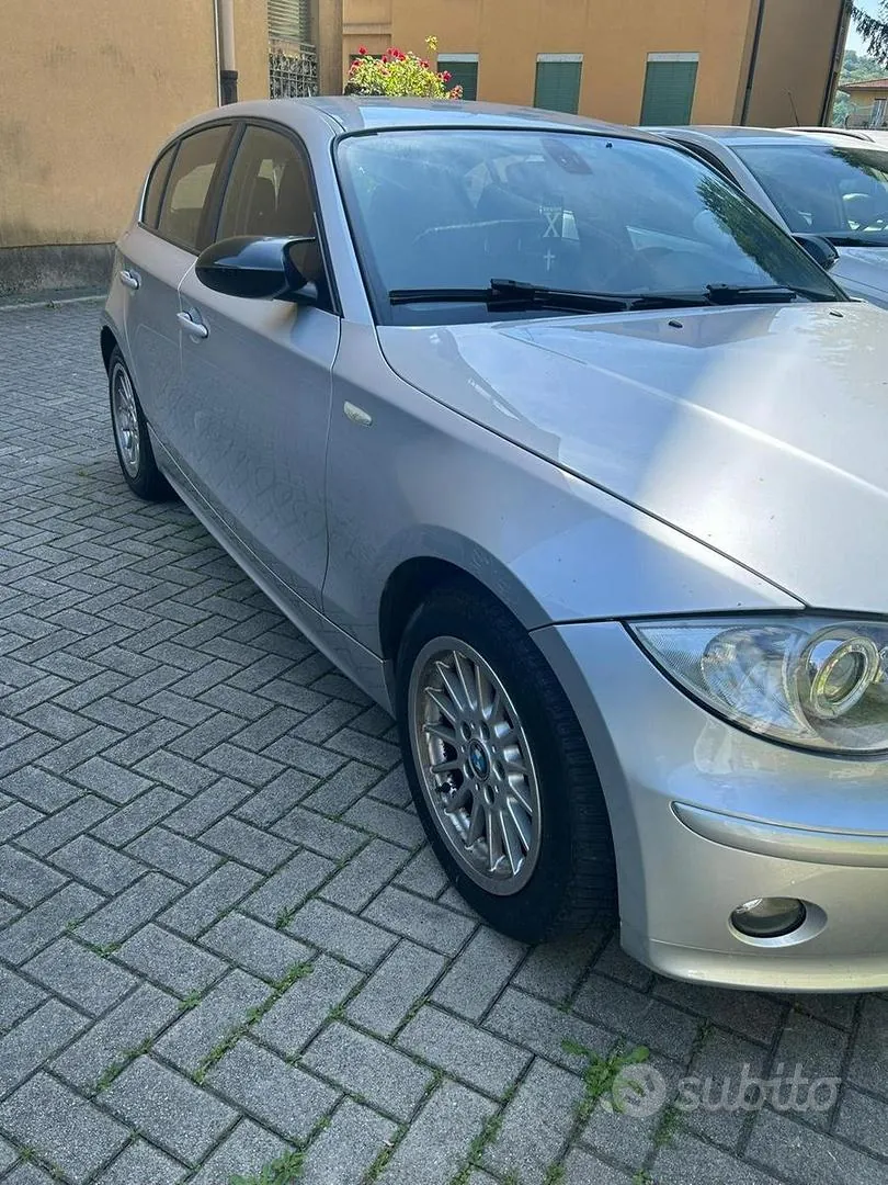 BMW 118D 2005 photo 2