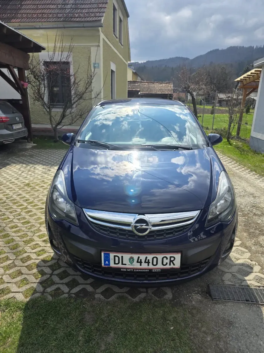 Opel Corsa 2014 photo 2