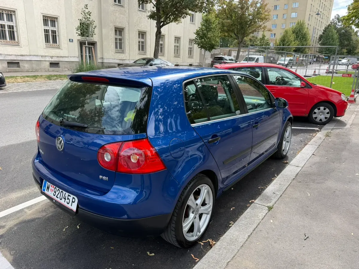Volkswagen Golf 2004 photo 3