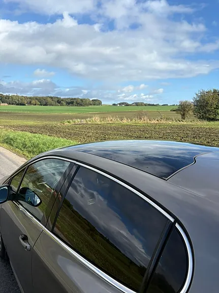 Peugeot 208 2012 photo 5