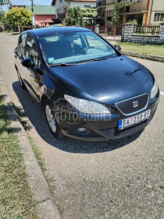 Seat Ibiza 2011 photo 3