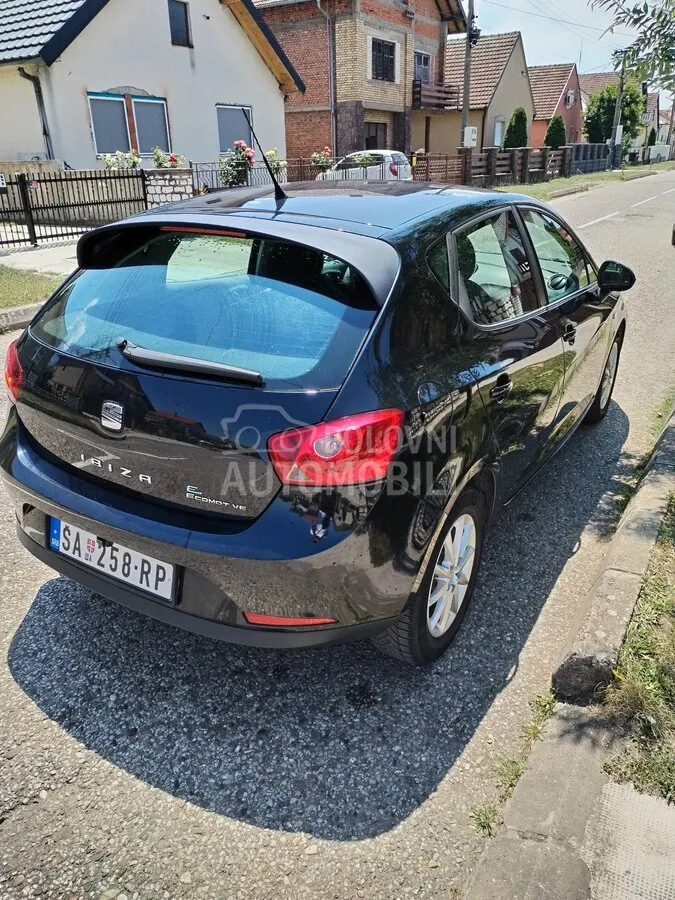 Seat Ibiza 2011 photo 4