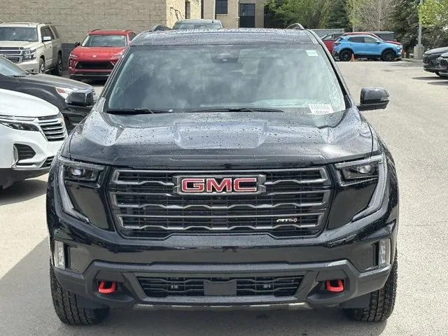 GMC Acadia 2026 photo 2