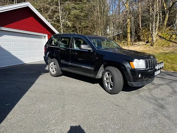 Jeep Grand Cherokee 2005 photo 4