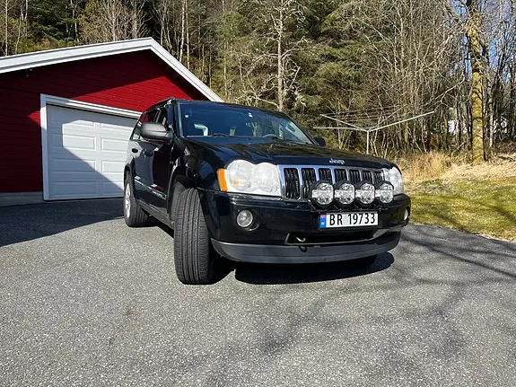 Jeep Grand Cherokee 2005 photo 3