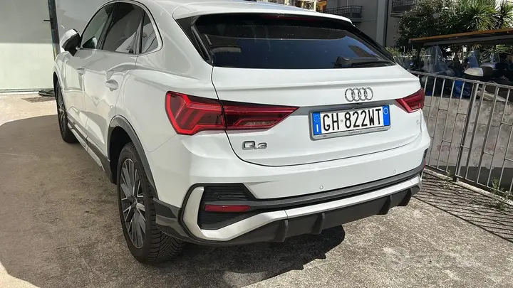 Audi Q3 2022 photo 5