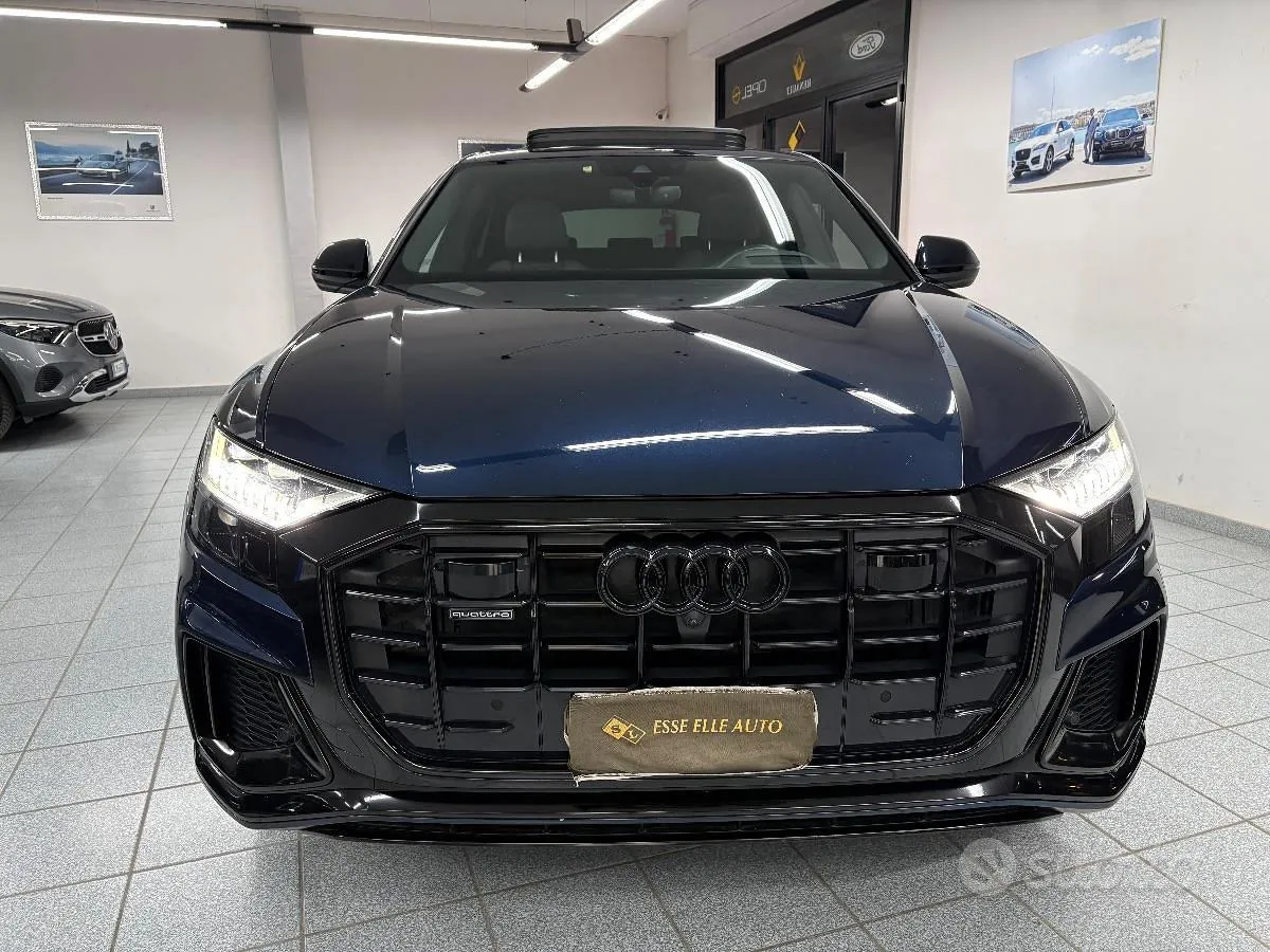 Audi Q8 2023 photo 2