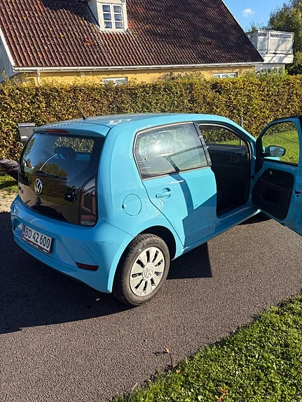 Volkswagen Up 2017 photo 4