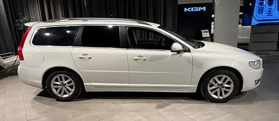 Volvo V70 2015 photo 3