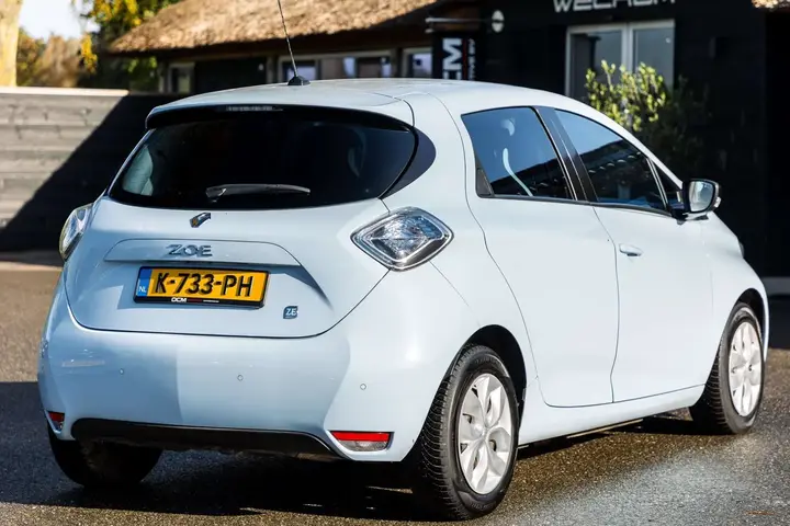 Renault Zoe 2015 photo 2